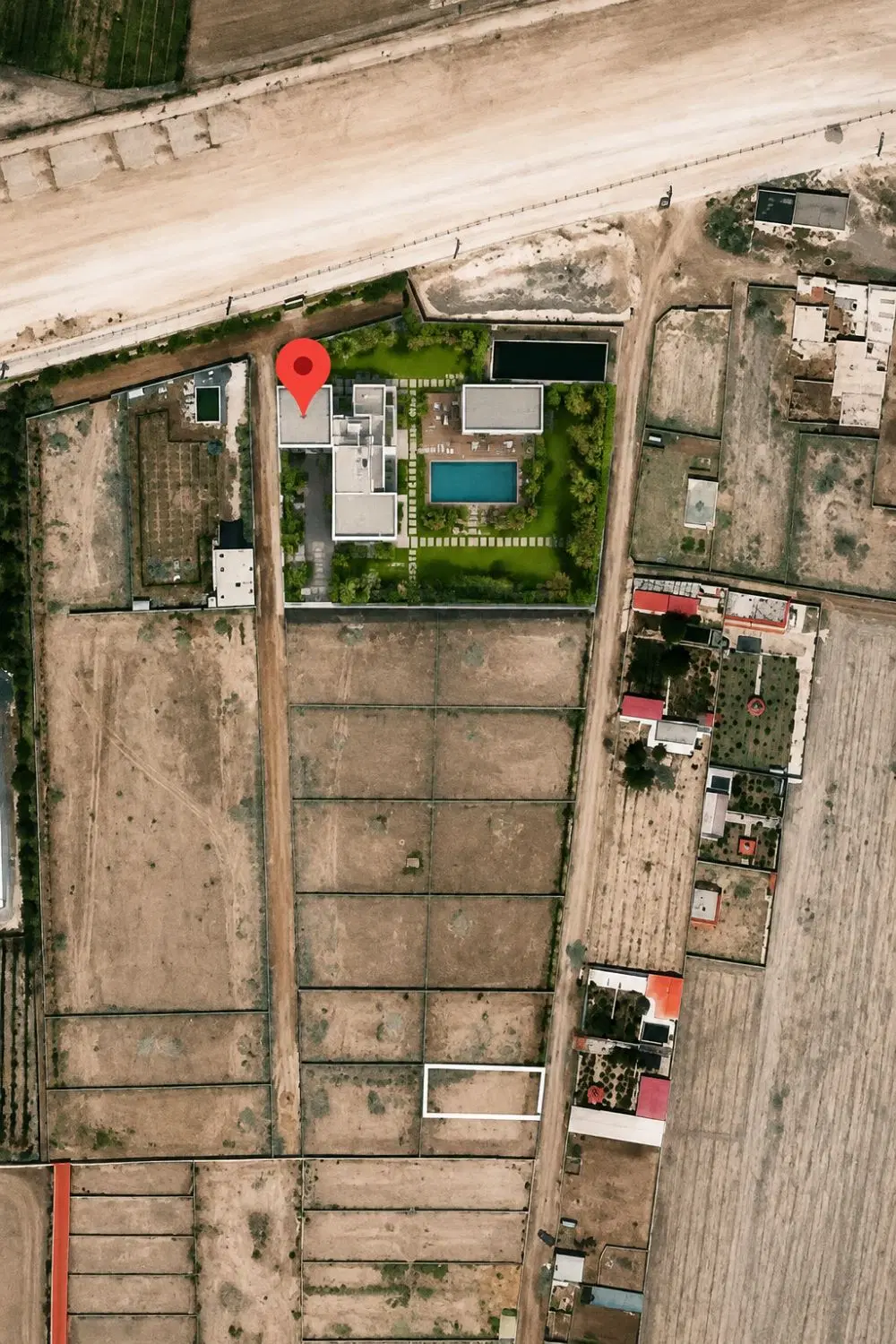 زمین جهت ساخت ویلای شخصی-شرق اصفهان