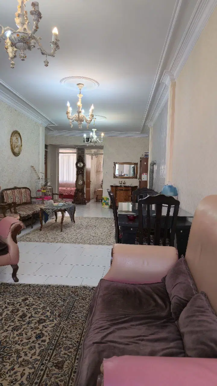 آپارتمان ۸۰ متری تک واحدی میدان شهدا