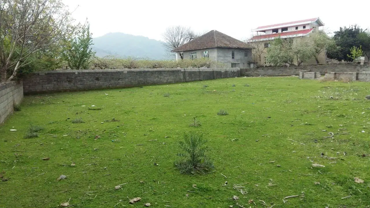 زمین به همراه خانه کلنگی