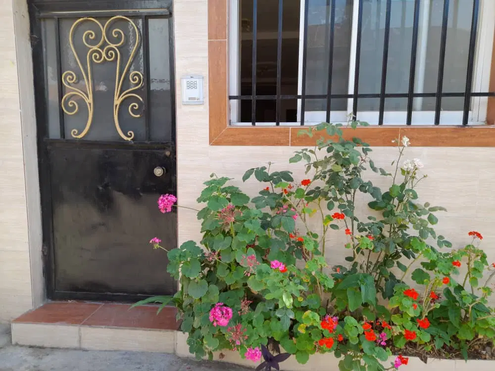 اجاره یک واحد مسکونی 55متری یک خواب امکانات کامل