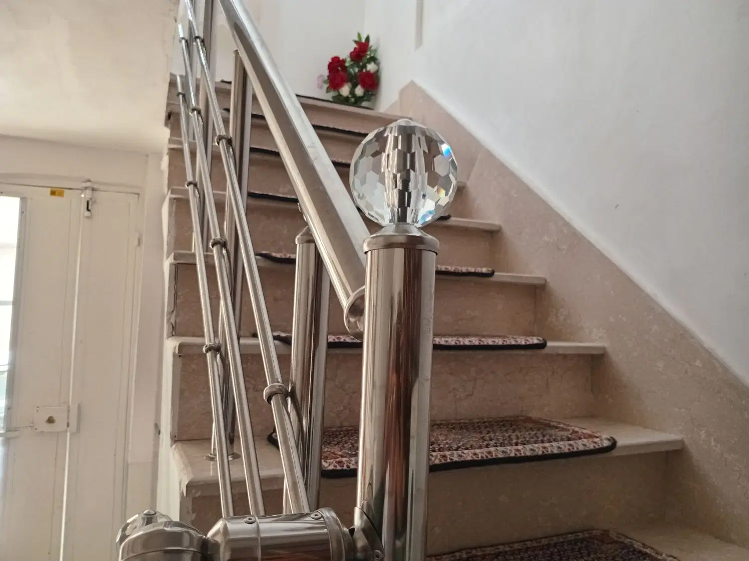 فروش حیاط