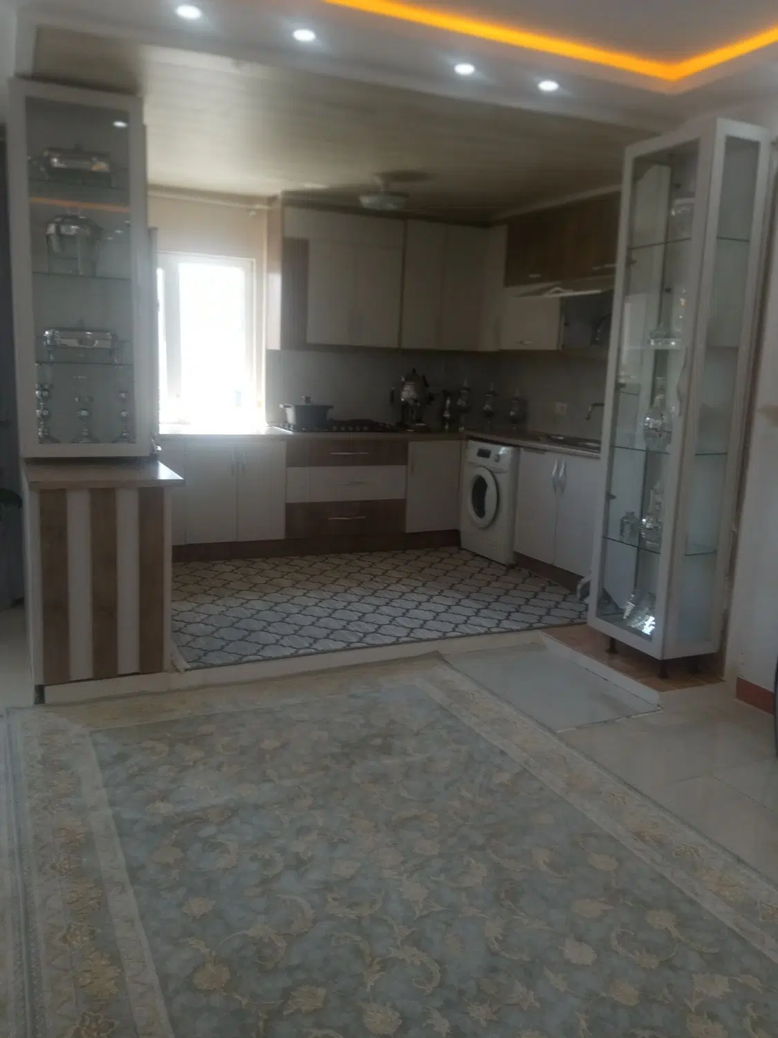 فروش آپارتمان گلبرگ