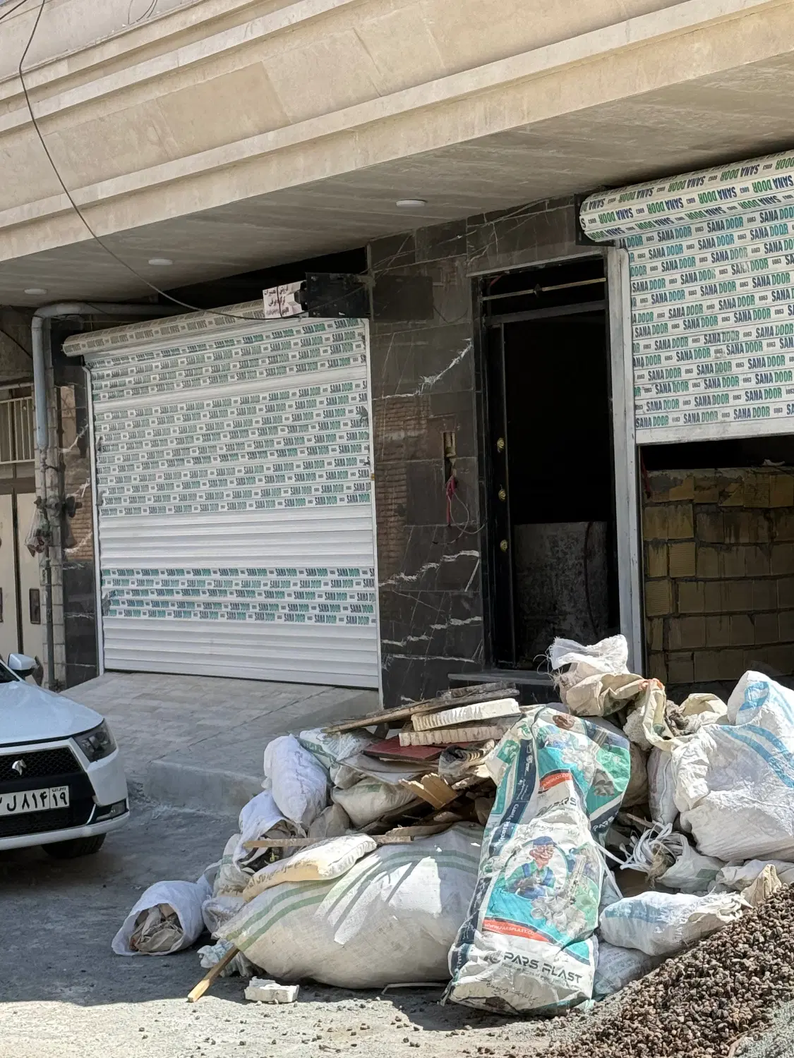 اپارتمان در ۱۸متری اول جهاد