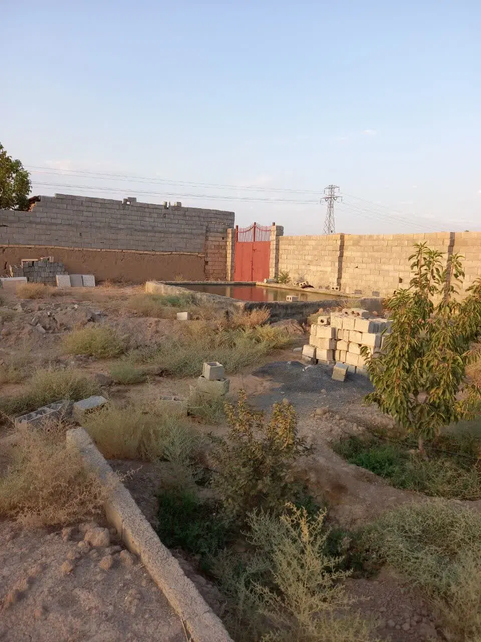 زمین باغی.گلدشت قلعه سفید ۵۰۰متری