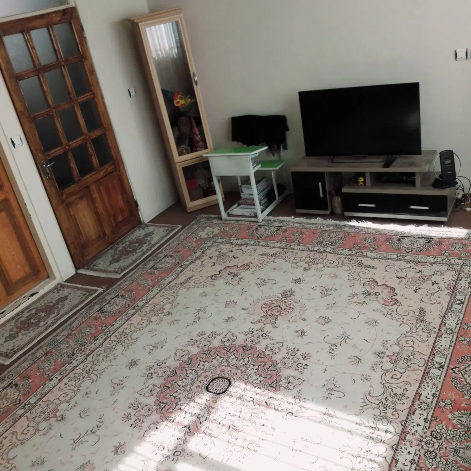 آپارتمان ومغازه در دارایی چهارم