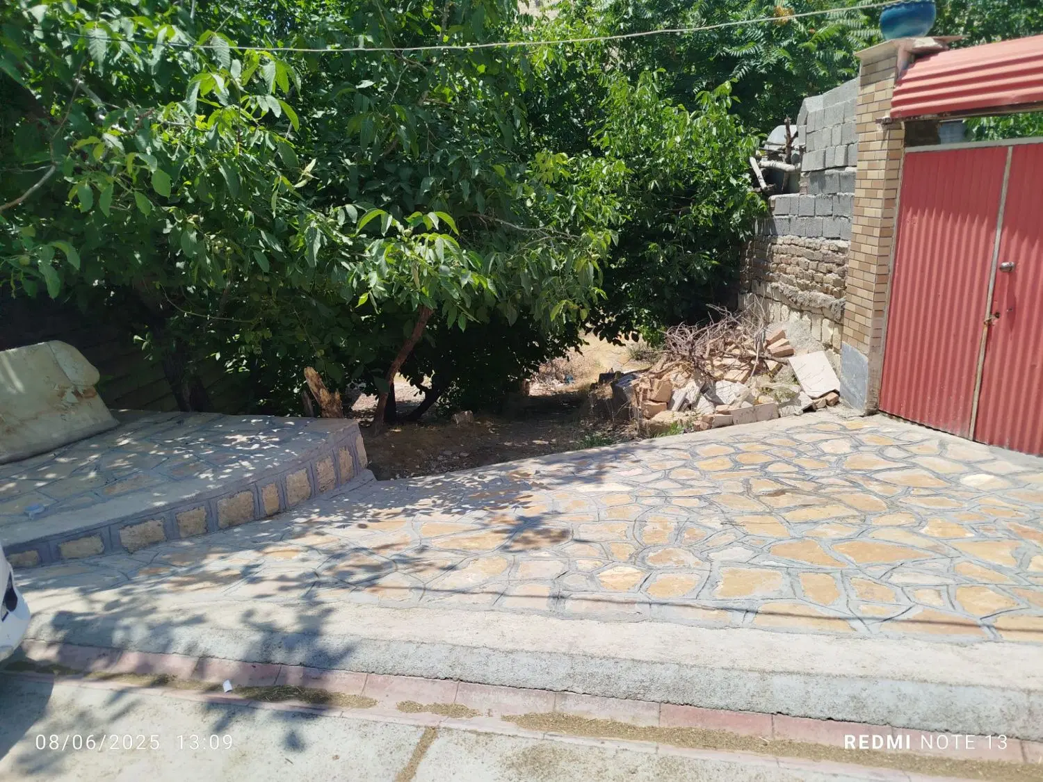 زمین کلنگی واسه خونه باغ