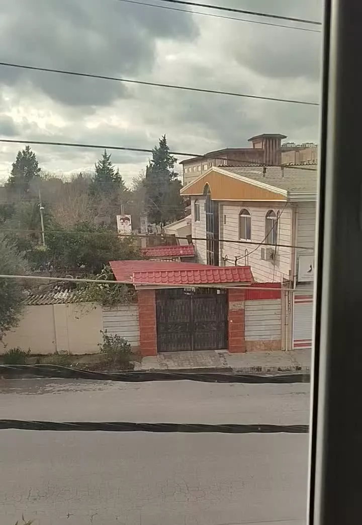 ملک تجاری و مسکونی نوساز