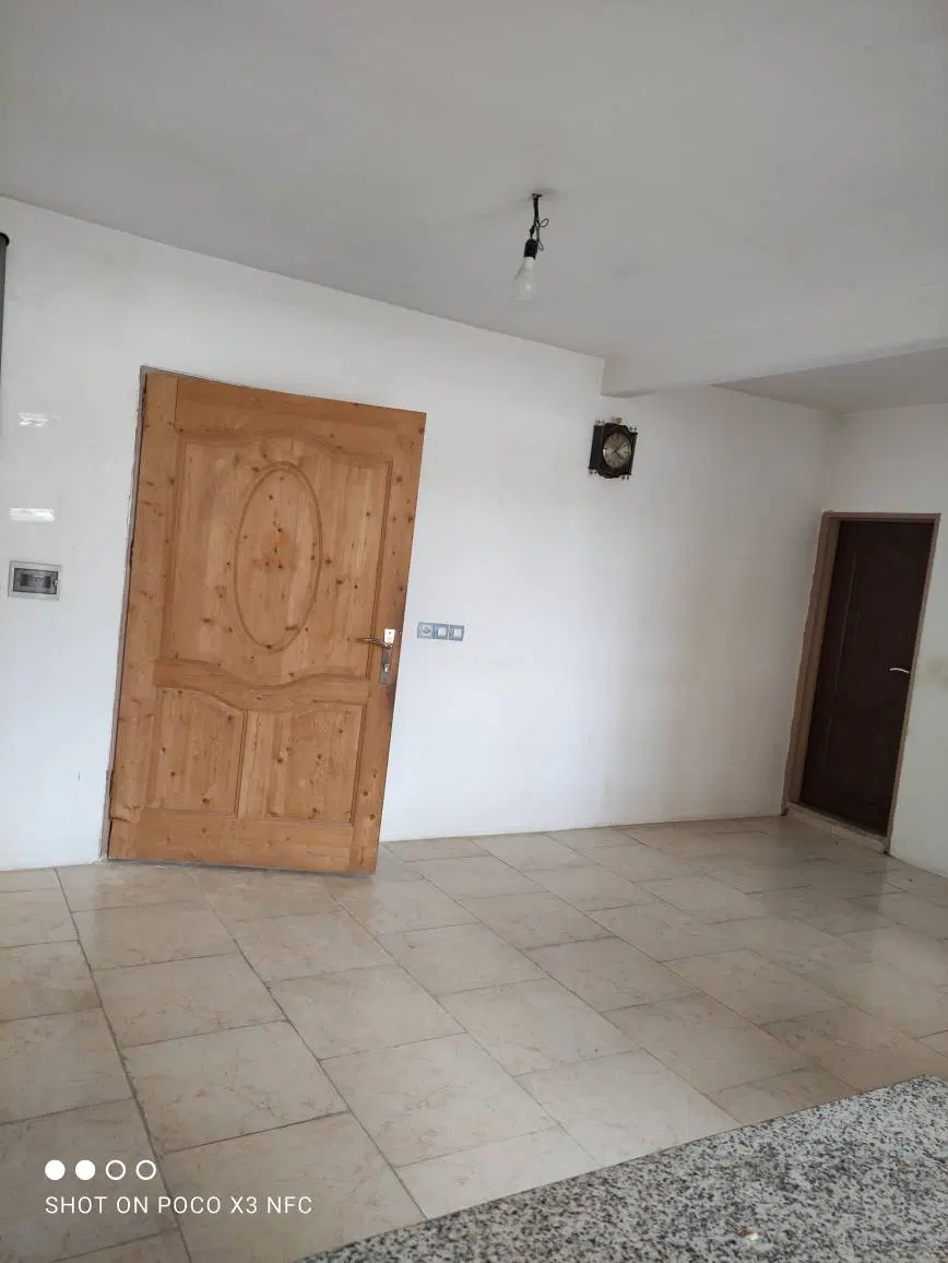 آپارتمان ۷۵ متری حیاط دار