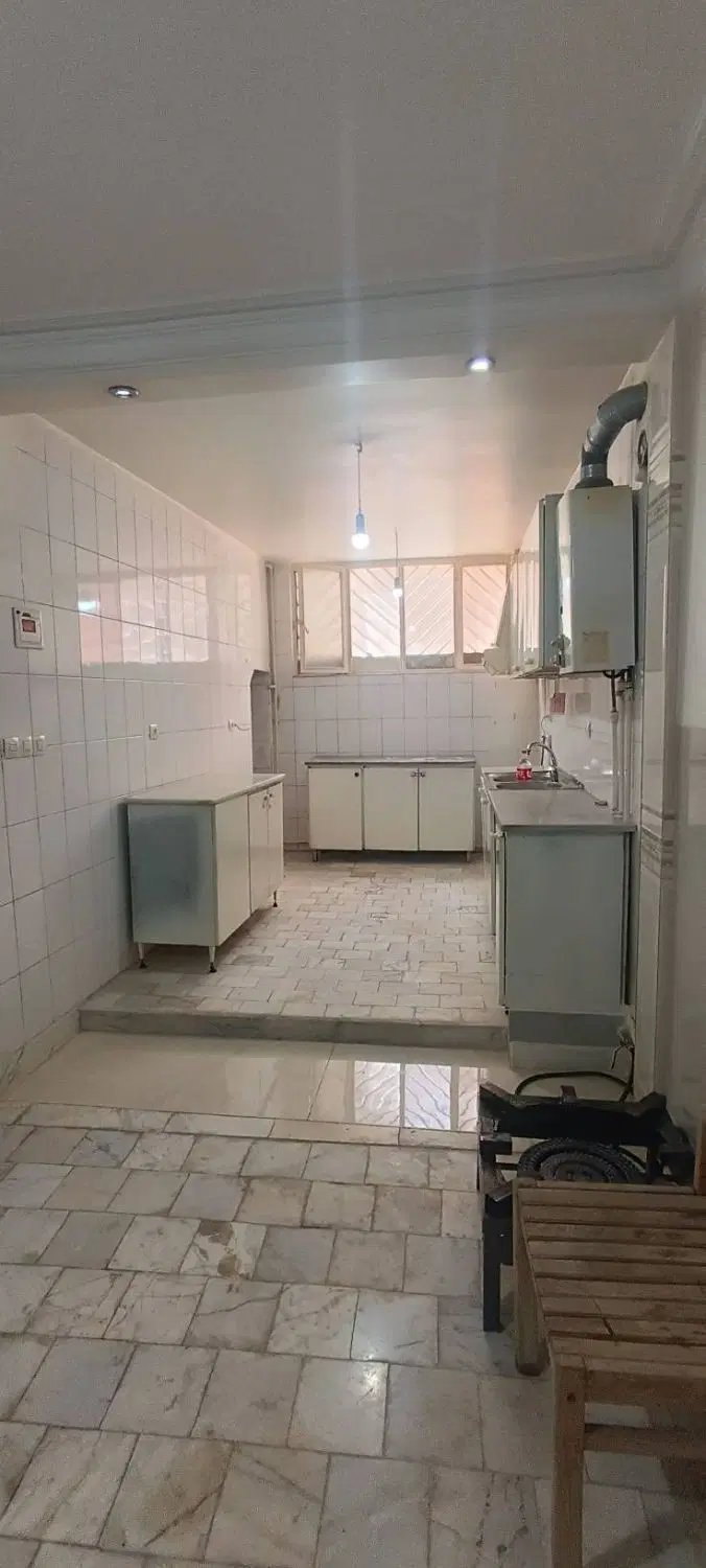 اجاره آپارتمان زیرهمکف حیاط دار پورعبدی
