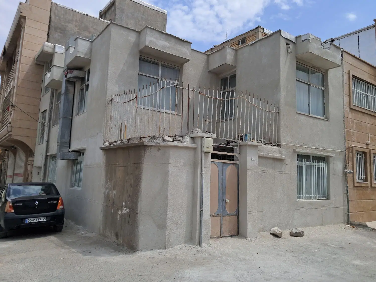 ملک ویلایی دوطبقه دوبر