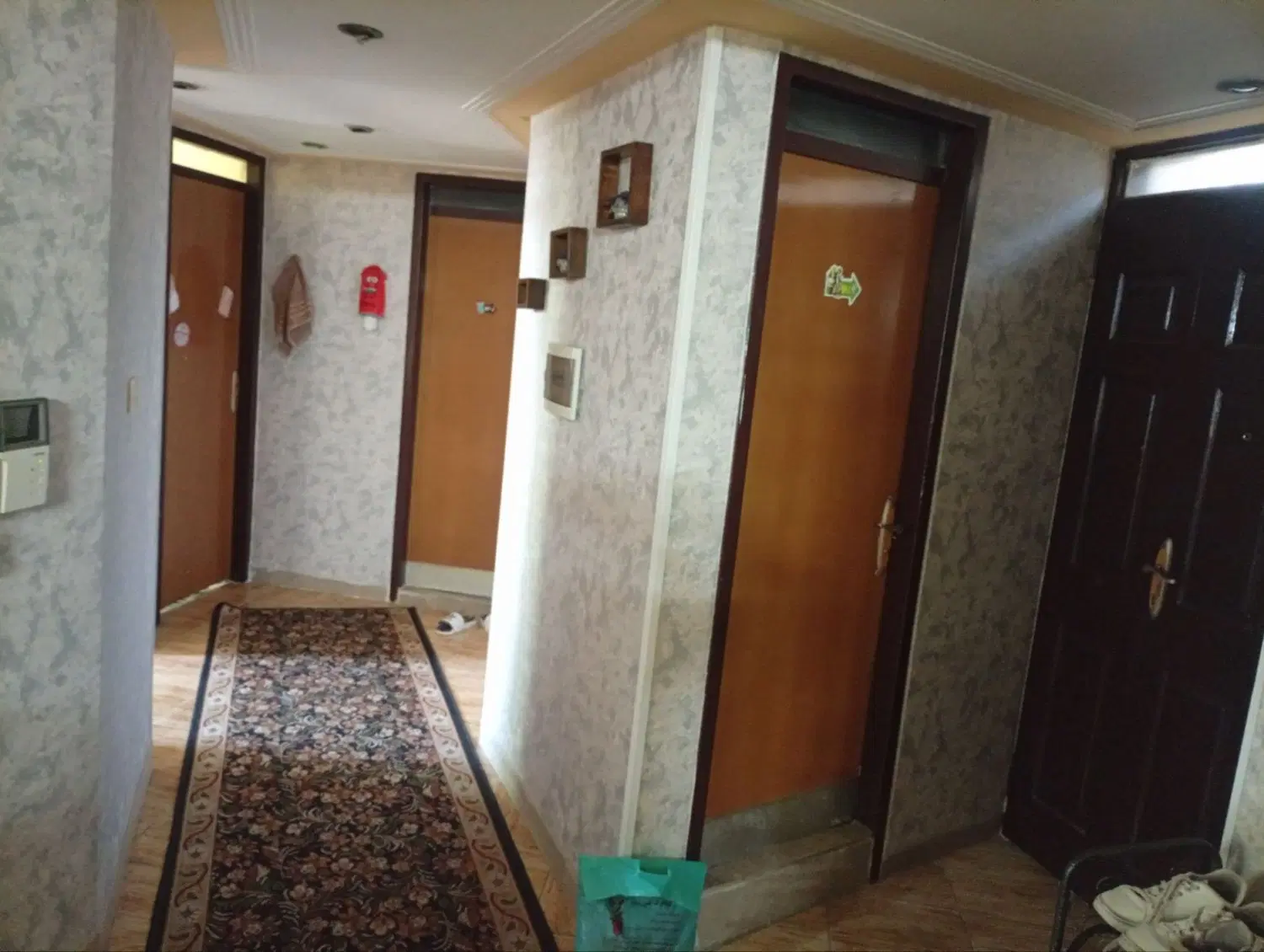 این خانه به رهن واجاره داده می شود