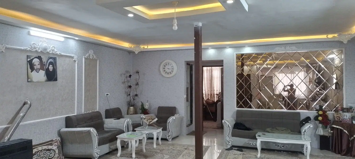 منزل ویلایی در دو طبقه ویک باب مغازه