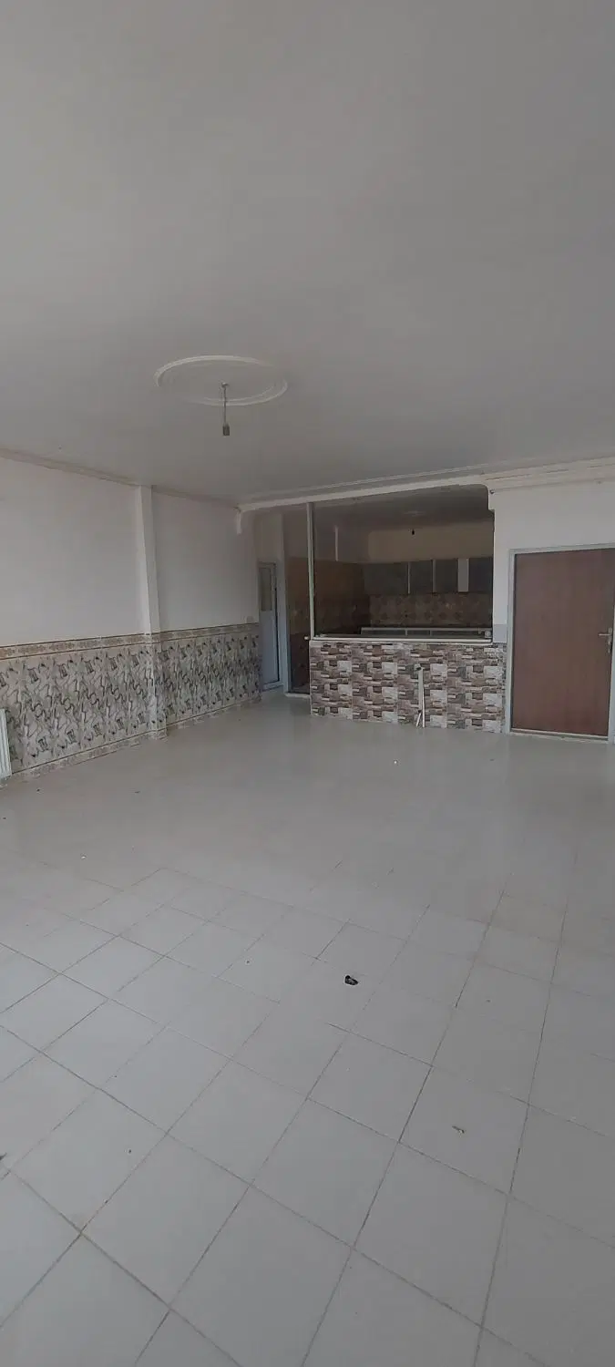 ۱۲۵متری نوساز طبقه اول ۳خواب