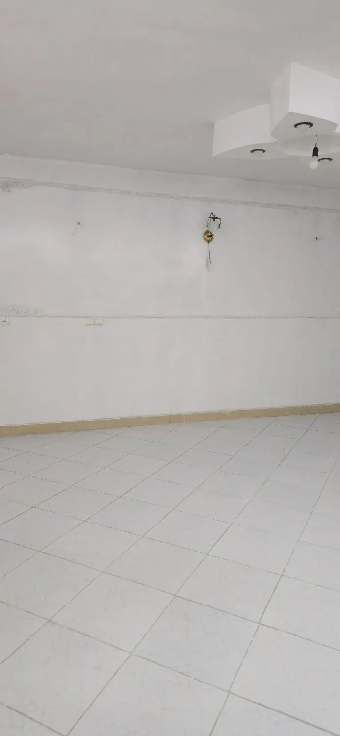 ۷۰ متری ۲ خوابه