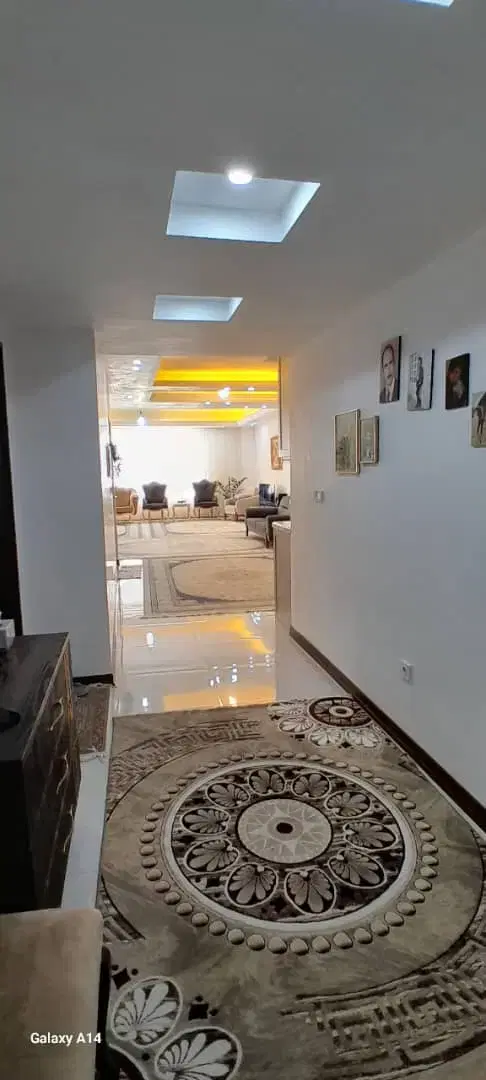 فروش واحد به متراژ ۱۲۸ متر