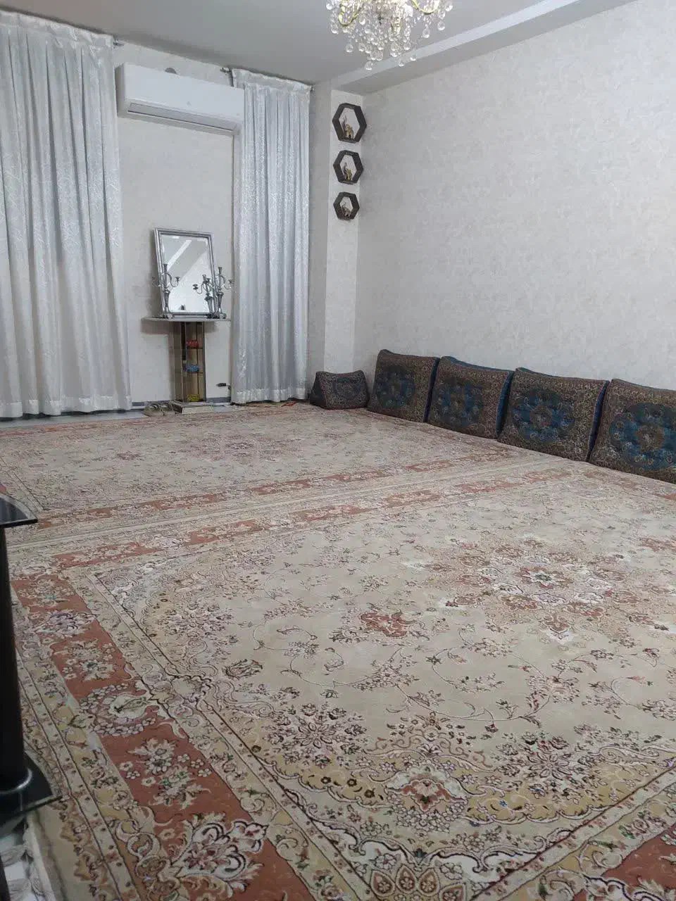 ۷۵متر طبقه ی سوم نور گیر