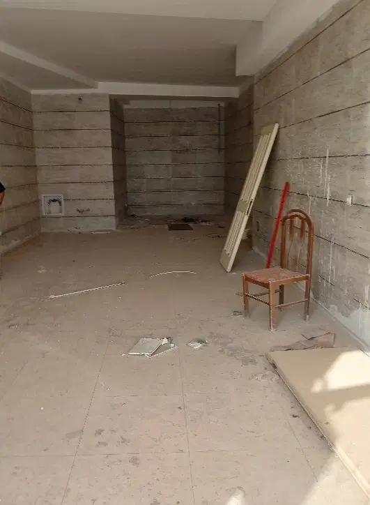 مغازه ۶۸  متری پررفت و آمد