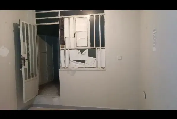 بالا خونه  75 متری در نبش اتوبان گلستان