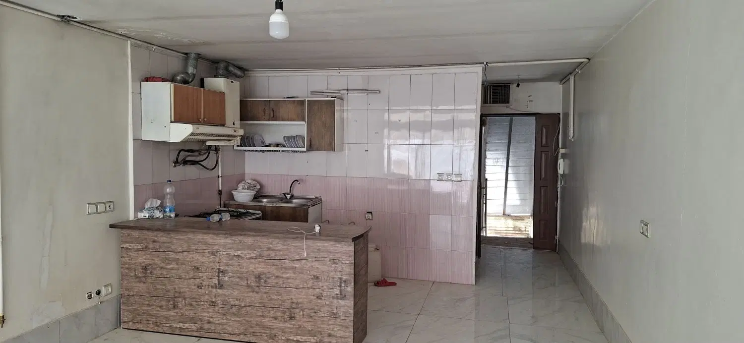 اجاره منزل مسکونی طبقه بالا
