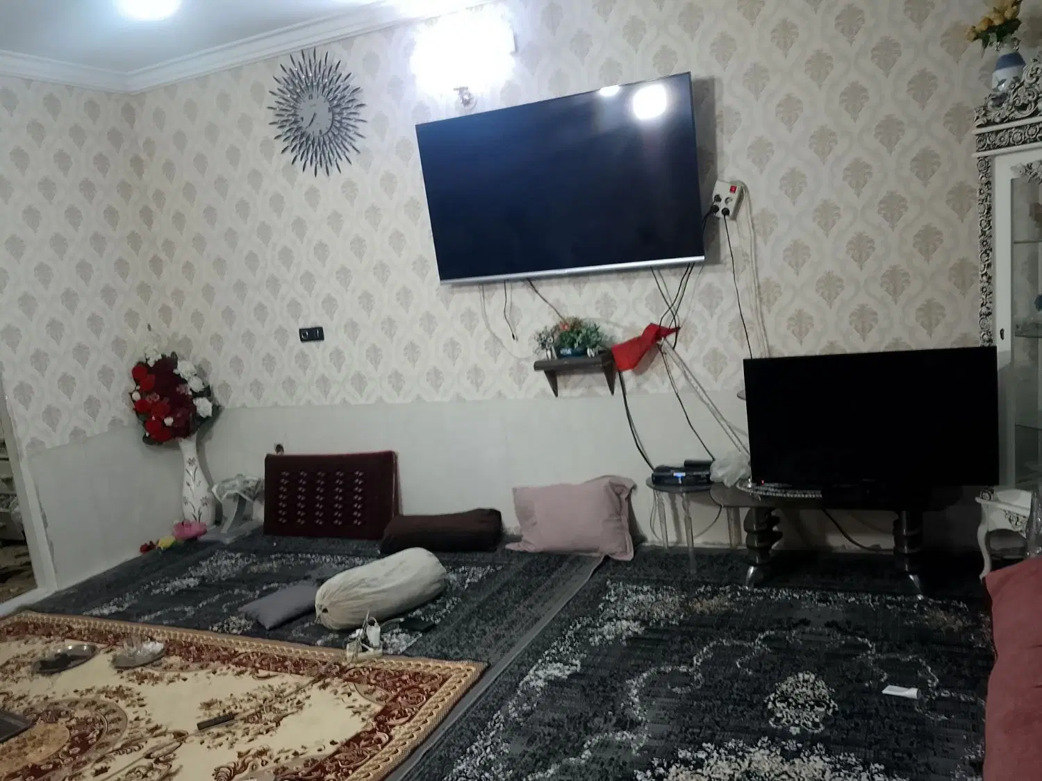 منزل سه طبقه اجاره وفروش