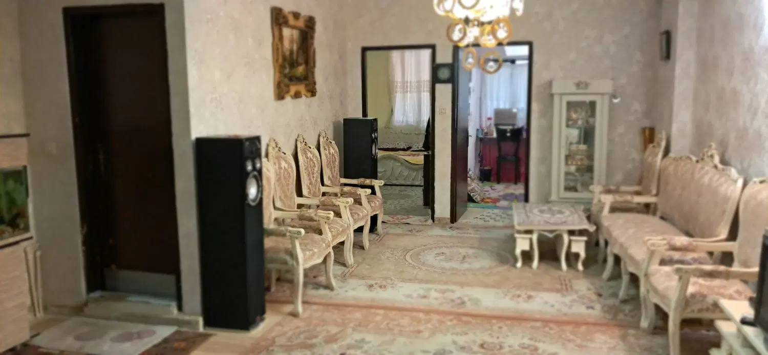 واحد ۷۶ متری