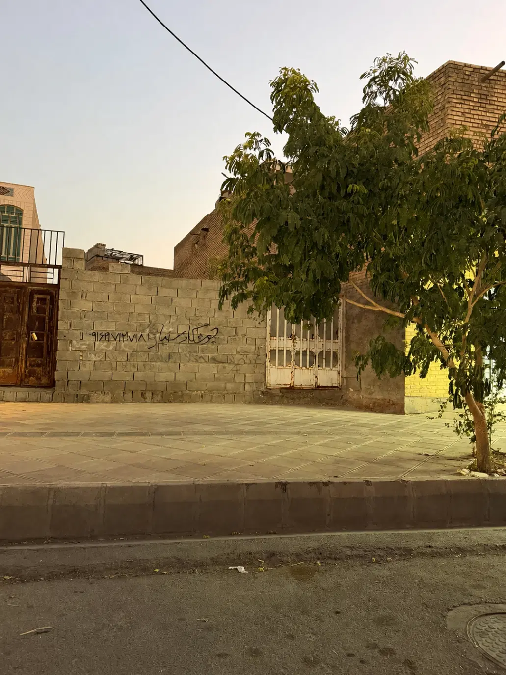 حصار۲۳۸ مترچهارراه بیمارستان شهیدزاده