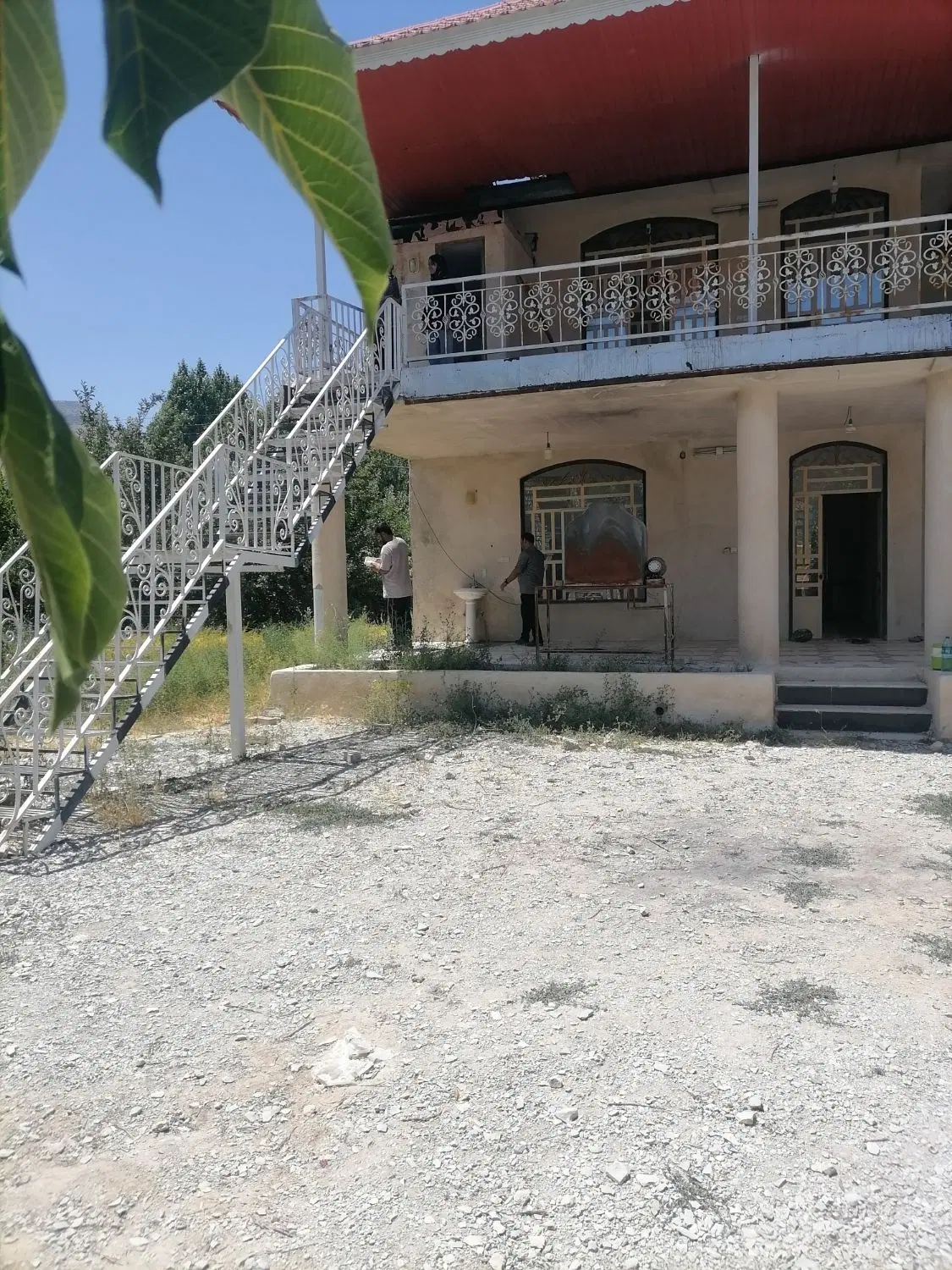 رهن و اجاره خیابان شهرک روبروی آموزش پرورش