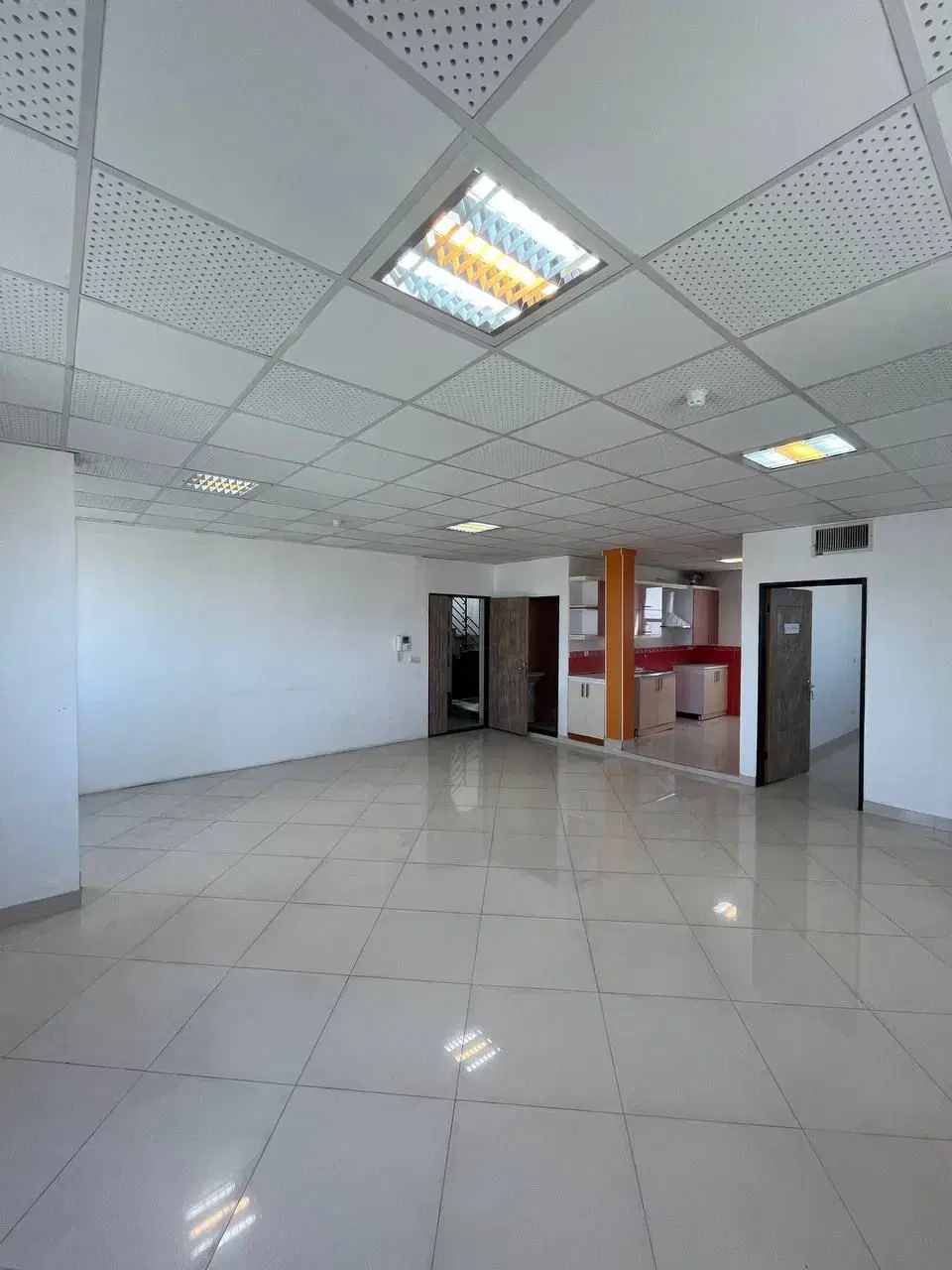 زمین۳۰۲متری مصوب داخل محدوده
