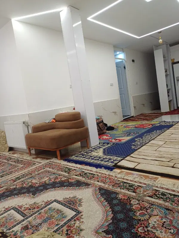 فروش استثنایی دوخوابه بر بلوار اصلی سفیرجنوبی