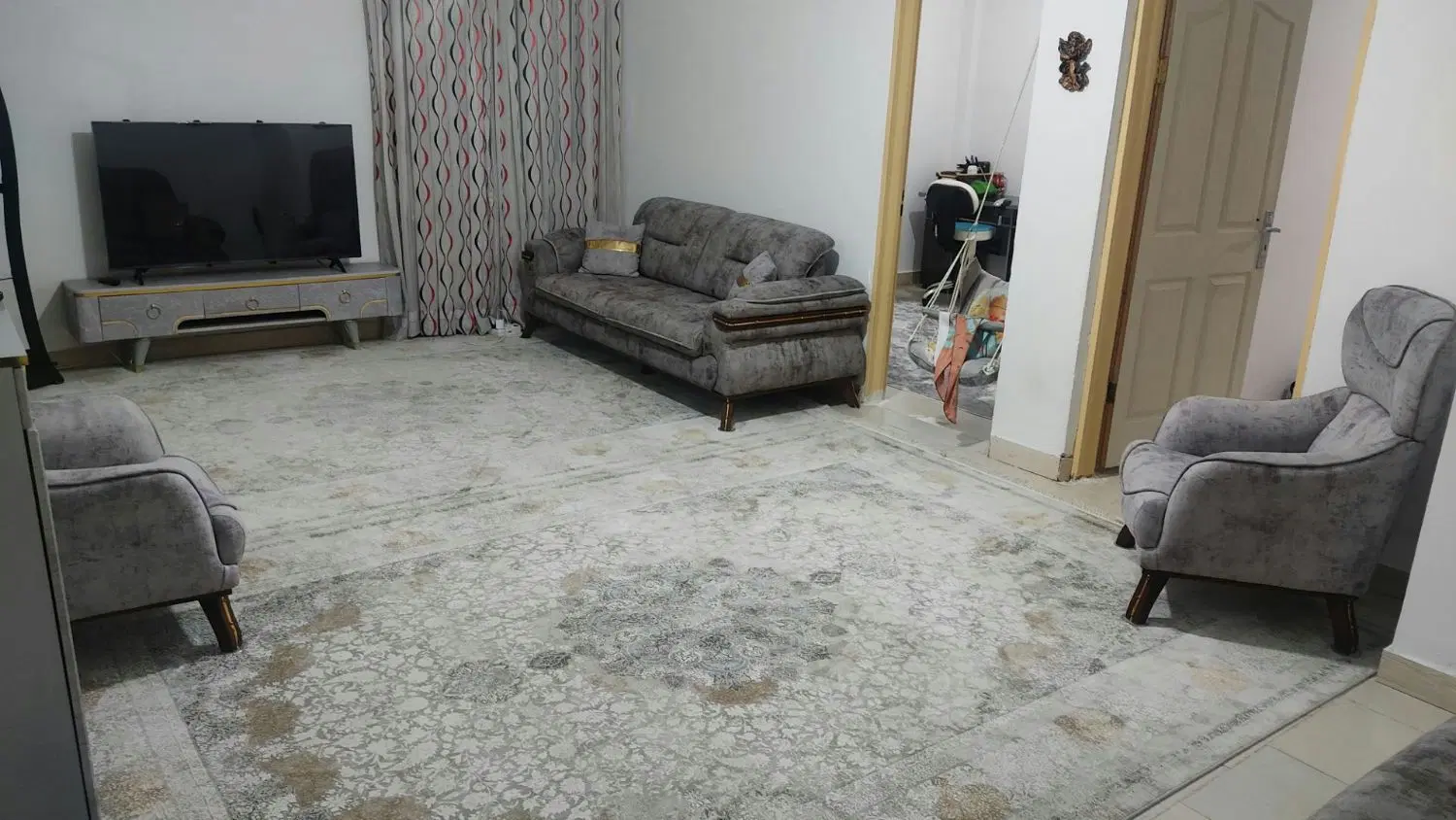 مهرگان پردیسان ۷۵متری