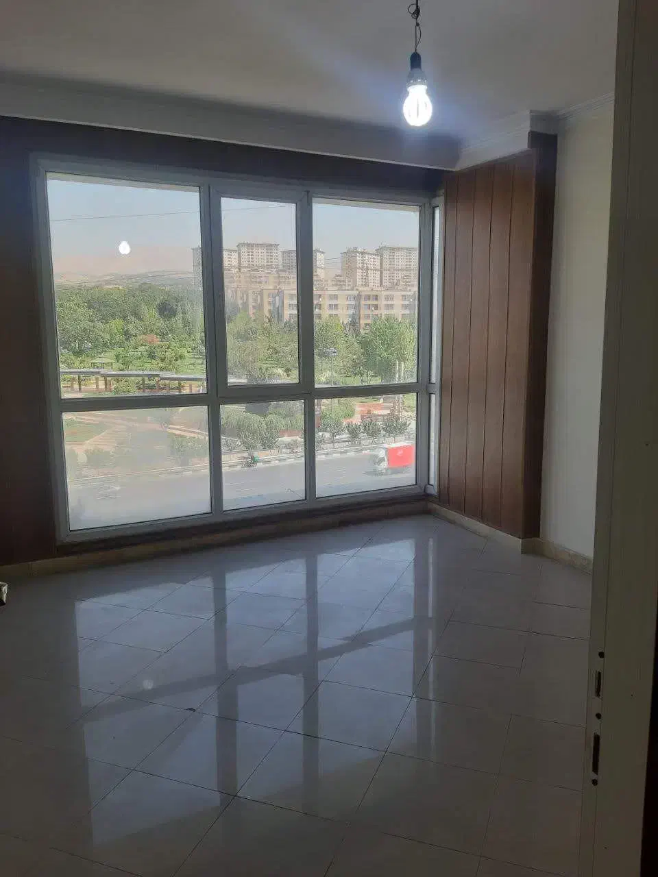 فلکه چهارم تهرانپارس اداری