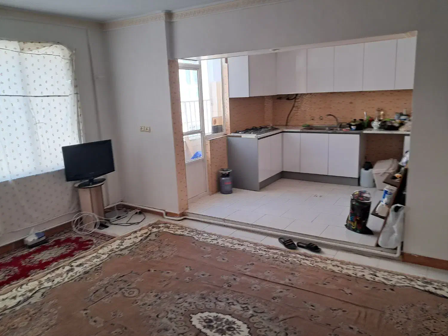 اپارتمان وکالتی_ دو خوابه_ ۶۰ متری_ خ امام حسن