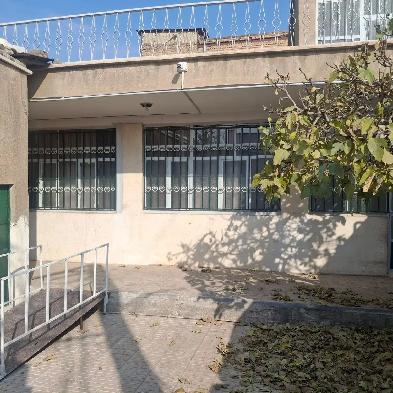 خانه ویلایی بهرخیابان اصلی