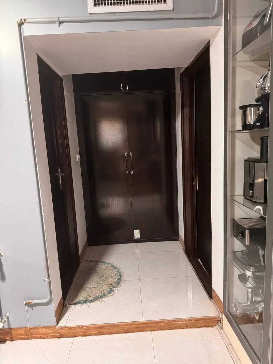 خونه دو طبقه در به حیاط اسکلت فلز