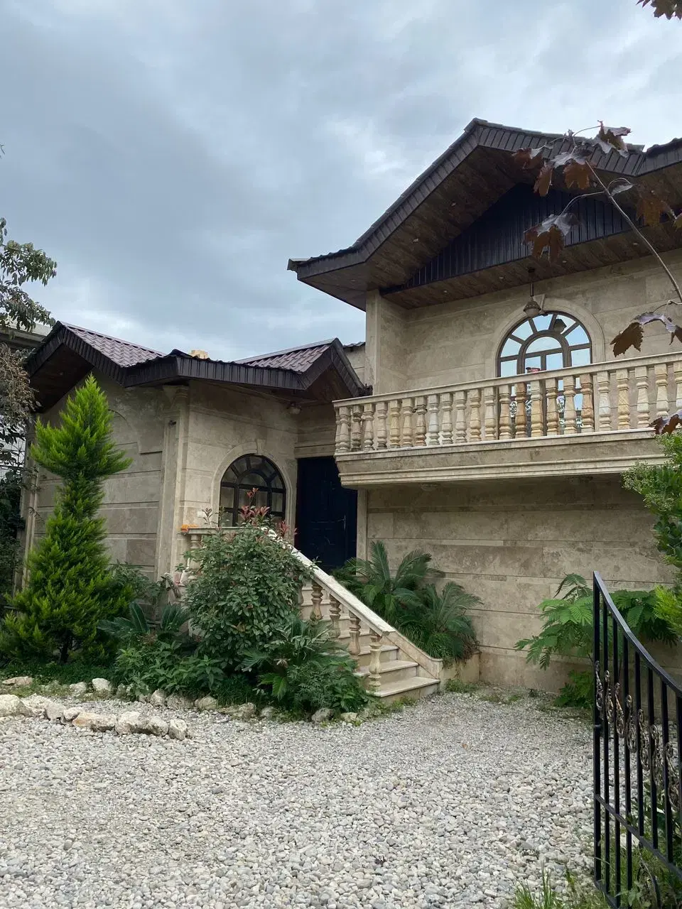 دوبلکس استخر دار با جکوزی آبگرم باکد 350