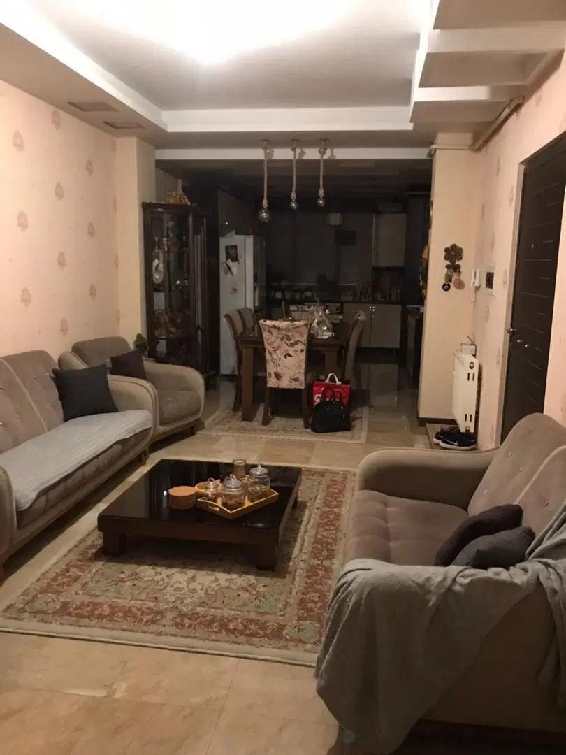 ۸۵ متر _ پونک (نزدیک بلوار ایران) & ایــوانـکـ