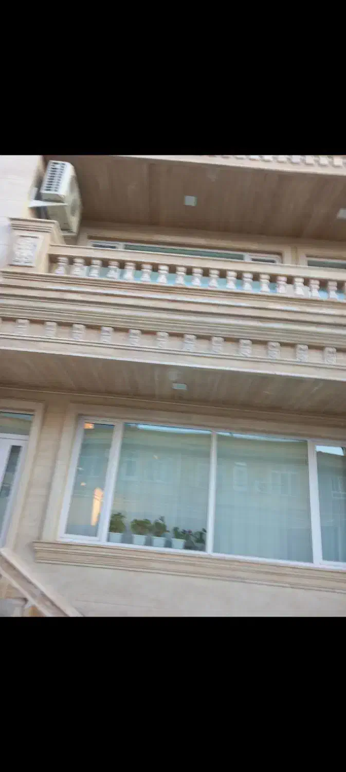 اجاره ساختمان سروستان