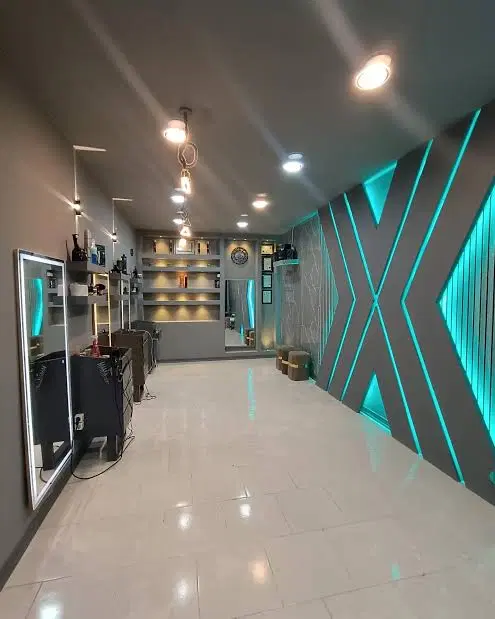 مغازه تجاری