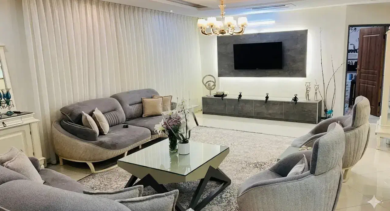 مطهری فول امکانات نزدیک بر ۹۳ متری