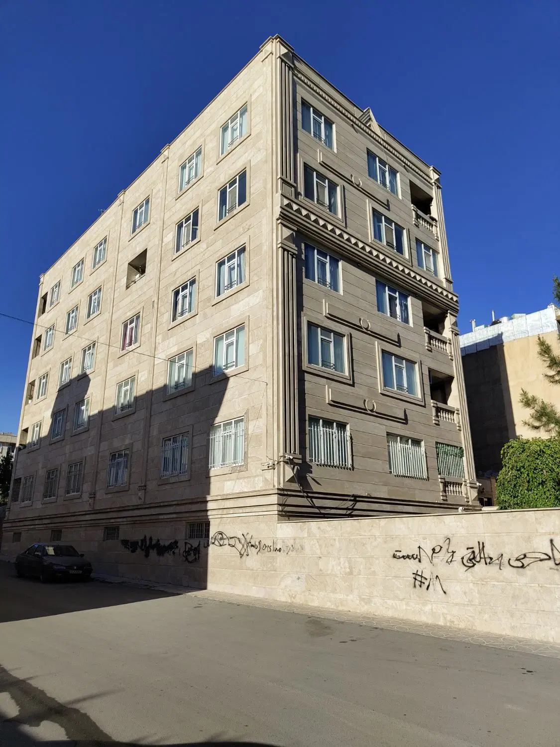 آپارتمان 140 متری بلوار باغستان