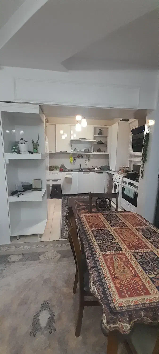 آپارتمان خوش نقشه ۹۳متری