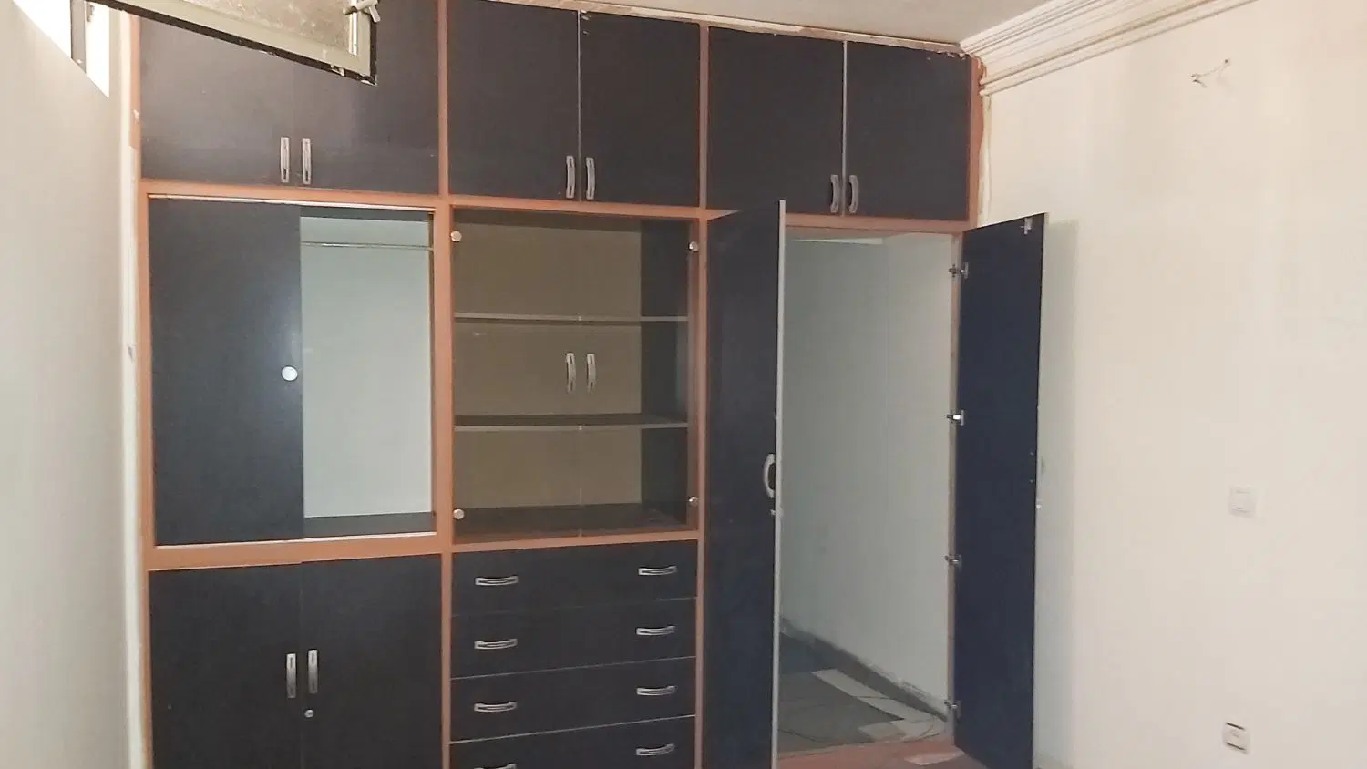 رهن و اجاره واحد ۱۳۰ متری