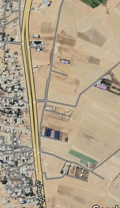 زمین دشتروم