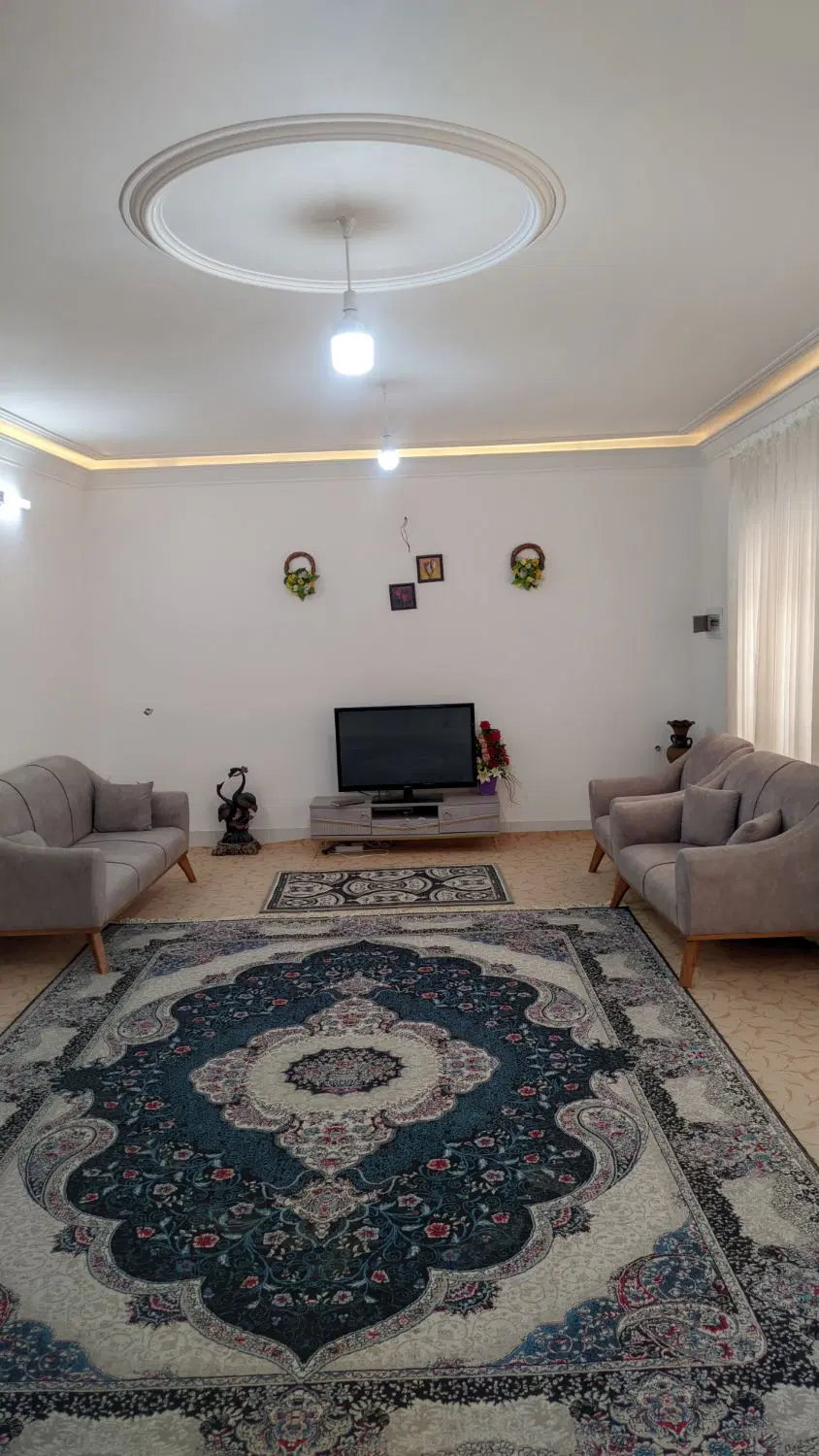 خانه ویلا پدیده در کوچه آخوندی