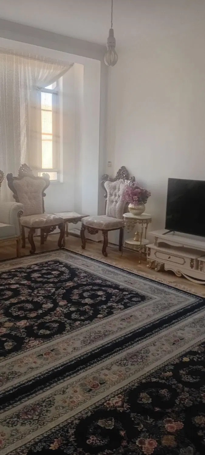 خانه دو طبقه