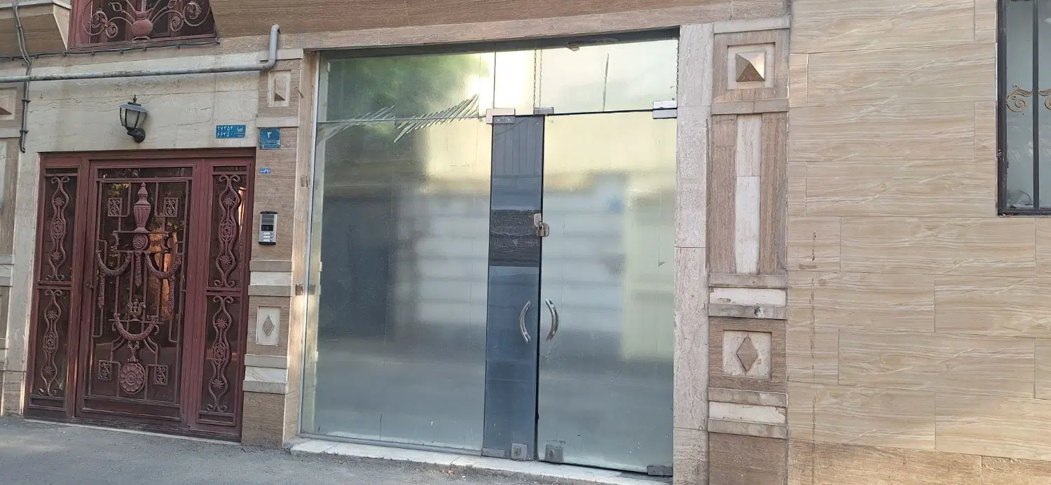مغازه ۱۲ متر