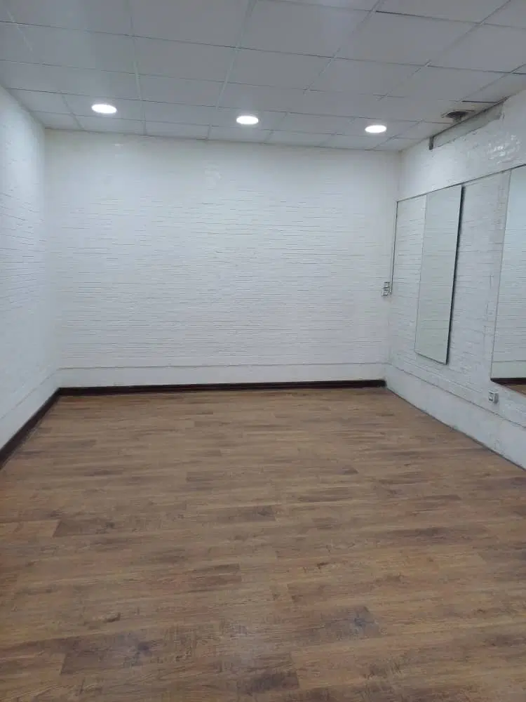 اجاره ورهن  یک واحد زیر زمین تجاری  ۵ بهمنیار