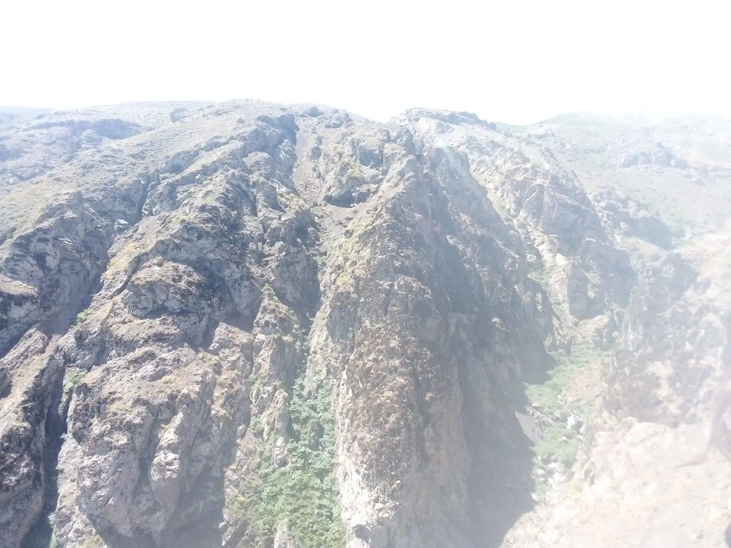 زمین خالی در روستای قره اغاج کوه جاده اشنویه