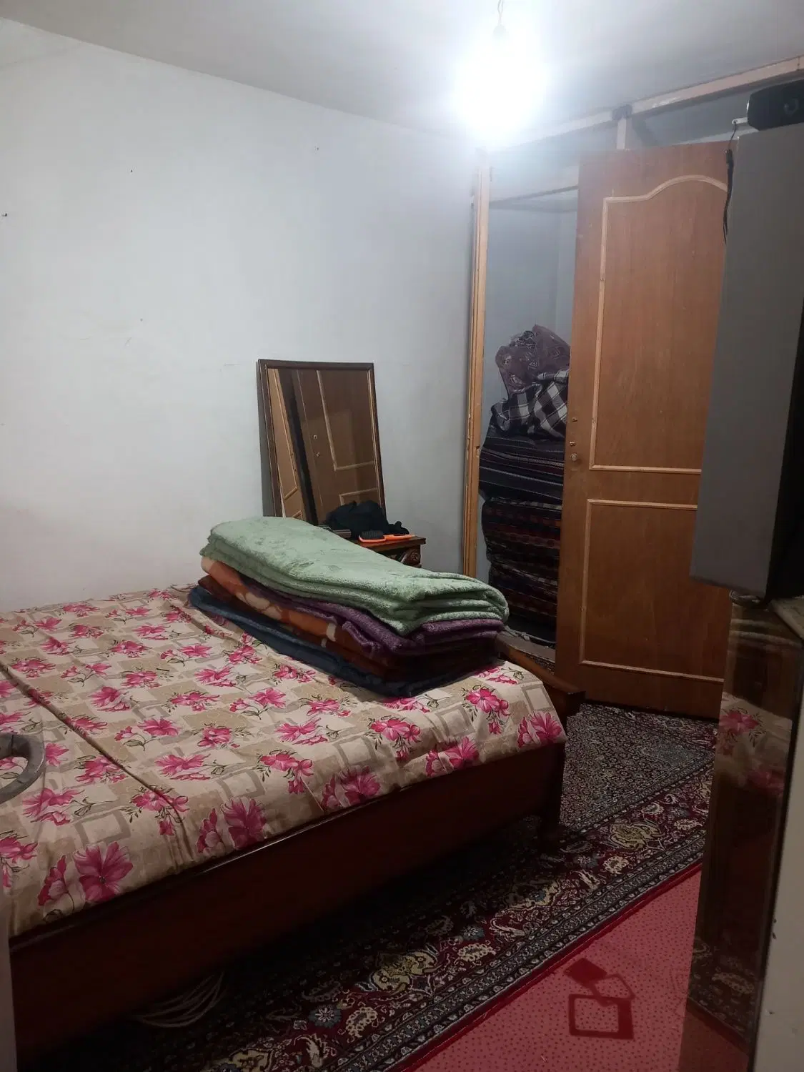 رهن واجاره خانه زیرزمین، درهگرم نگارستان هشتم