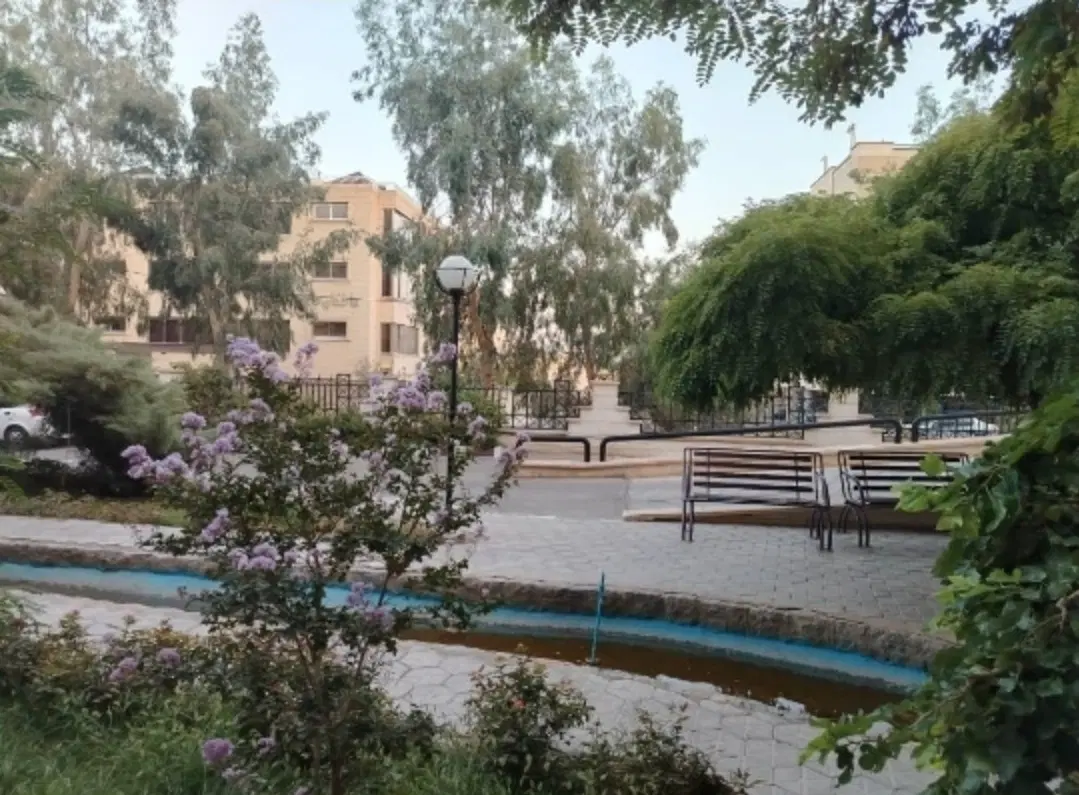 فروش آپارتمان دوخوابه در سپاهان‌شهر اصفهان